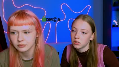 Snapshot of nova_sky_ chatting on 9, 4, 2026 Nova online show from 9, 4, 2026