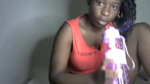 novaah online show from 7, 11, 2025