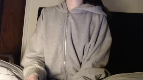 Snapshot of novafrey chatting on 20, 12, 2024 Olivia online show from 20, 12, 2024