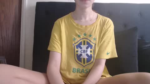 Snapshot of novafrey chatting on 27, 2, 2025 Olivia online show from 27, 2, 2025