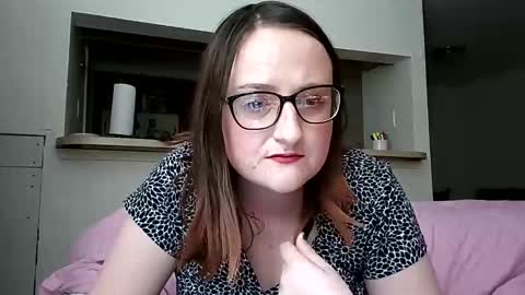 Snapshot of novarose233609 chatting on 15, 1, 2025 novarose233609 online show from 15, 1, 2025