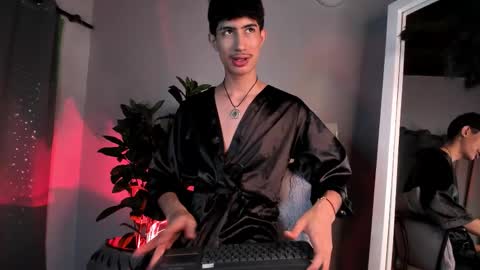 Nova online show from 19, 10, 2025