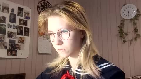 Snapshot of novellahartig chatting on 17, 2, 2026 Sari It is my first day online show from 17, 2, 2026