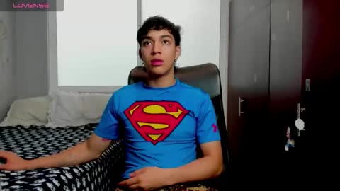 Snapshot of noxx_stark chatting on 17, 12, 2025 Noxx online show from 17, 12, 2025