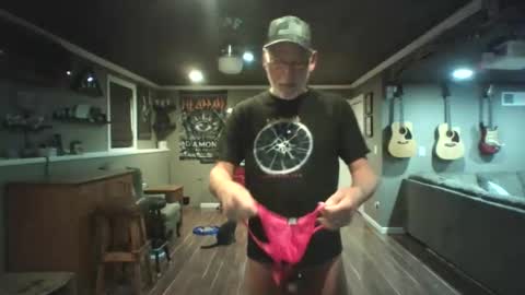 Snapshot of nudistguy194549 chatting on 2, 11, 2025 Nudistguy online show from 2, 11, 2025