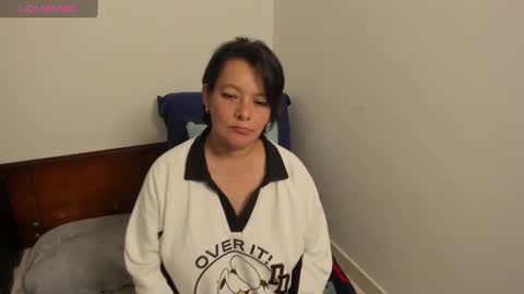 nuit_rose online show from 4, 3, 2025