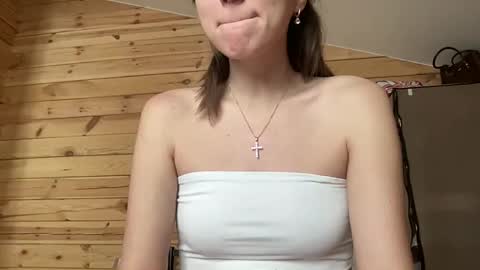 Snapshot of nursedoll chatting on 30, 10, 2025 Ema online show from 30, 10, 2025