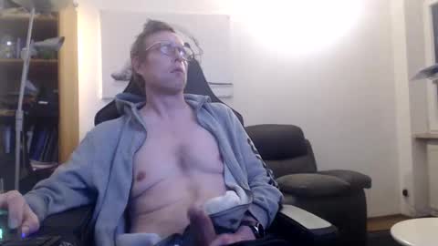 nursefan online show from 15, 2, 2026
