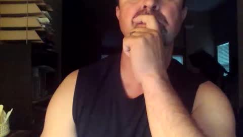 nvrenuff1979 online show from 27, 10, 2025