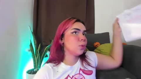 Nia online show from 11, 11, 2025