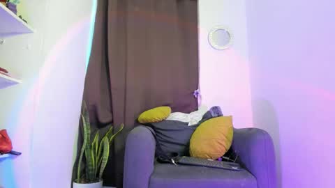 Snapshot of nyalgasai1 chatting on 27, 4, 2026 Nia online show from 27, 4, 2026