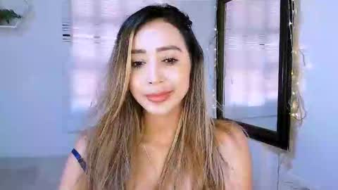 Nycole online show from 9, 9, 2025