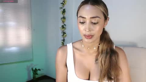 Snapshot of nycole_1988 chatting on 25, 5, 2026 Nycole online show from 25, 5, 2026