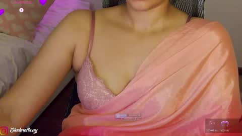 Snapshot of nylaahhh chatting on 7, 6, 2026 Nylaah online show from 7, 6, 2026