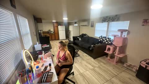 Snapshot of nymphomaticbaby chatting on 5, 11, 2025 nymphomaticbaby online show from 5, 11, 2025