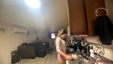 nymphomaticbaby online show from 21, 11, 2025