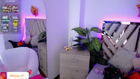 Alex   .    online show from 26, 1, 2025