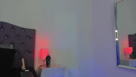 Snapshot of nyx_nayla chatting on 25, 1, 2025 online show from 25, 1, 2025