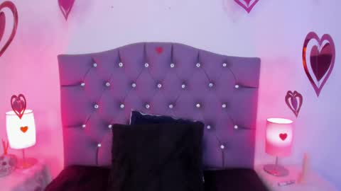 Snapshot of nyx_nayla chatting on 19, 2, 2025 online show from 19, 2, 2025