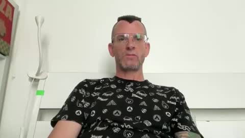 Snapshot of o_johnny_deep_o chatting on 20, 4, 2026 Jonathan Deep online show from 20, 4, 2026