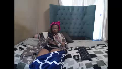 Snapshot of obsessedmimi chatting on 11, 5, 2026 obsessedmimi online show from 11, 5, 2026