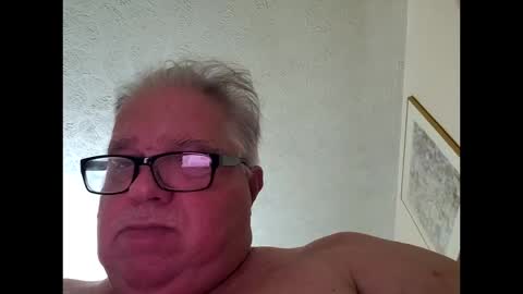Big daddy tiny cock online show from 14, 10, 2025
