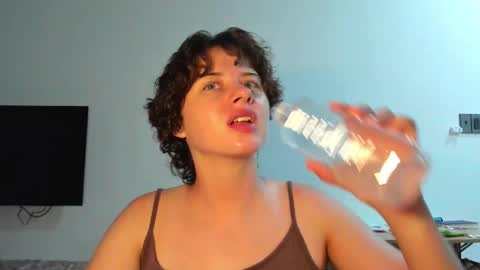 Evie online show from 12, 4, 2026