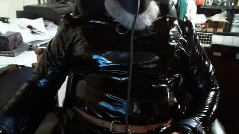 Snapshot of oddobsessions chatting on 4, 10, 2025 oddobsessions online show from 4, 10, 2025