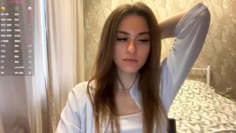 Mia online show from 23, 10, 2025