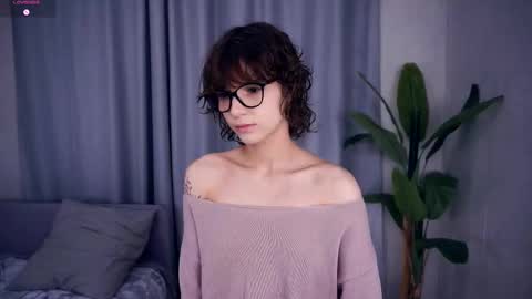 Thea online show from 25, 9, 2025