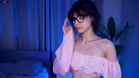 Thea online show from 29, 9, 2025