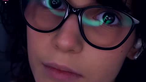 Thea online show from 11, 10, 2025