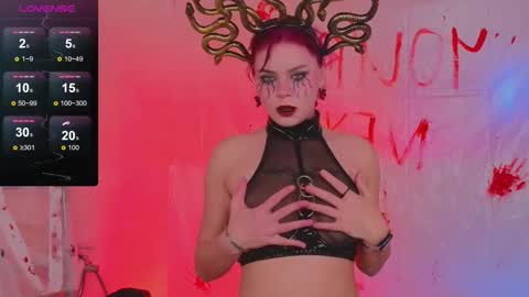 Snapshot of ofelia_rose chatting on 17, 10, 2025 Ofelia 3 online show from 17, 10, 2025