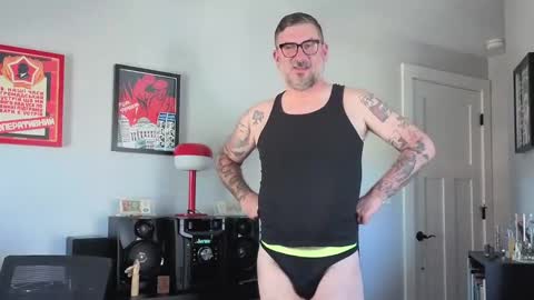 Office Dad online show from 19, 9, 2025