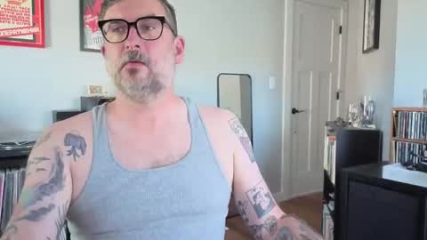 Office Dad online show from 2, 10, 2025