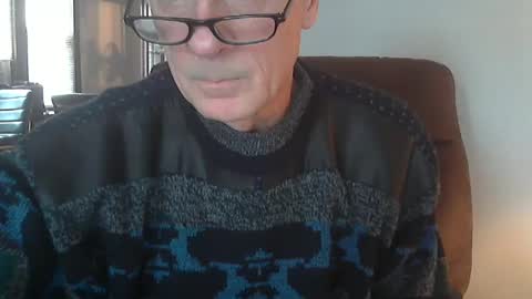 Snapshot of office_slr chatting on 25, 12, 2024 Officer online show from 25, 12, 2024