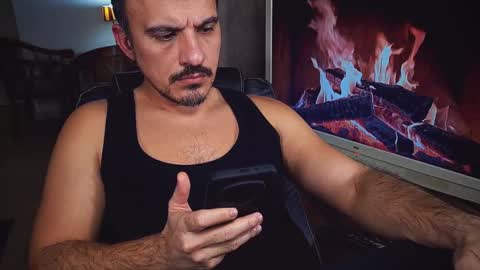 Snapshot of officeman7 chatting on 11, 1, 2025 officeman7 online show from 11, 1, 2025