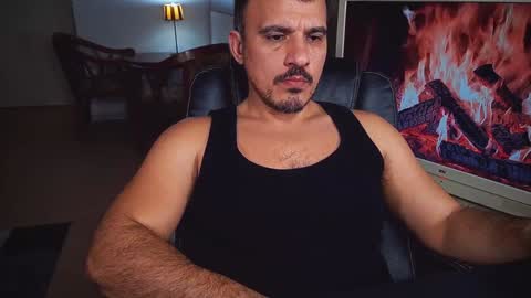 Snapshot of officeman7 chatting on 23, 1, 2025 officeman7 online show from 23, 1, 2025