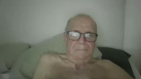 Snapshot of oggi95 chatting on 3, 4, 2026 oggi95 online show from 3, 4, 2026