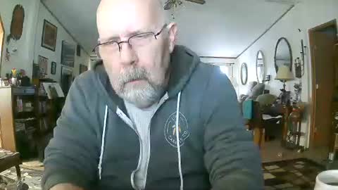 Maximus No Mo online show from 1, 12, 2025