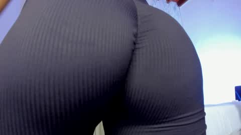 Snapshot of oh_hollyy chatting on 20, 1, 2025 Holly online show from 20, 1, 2025
