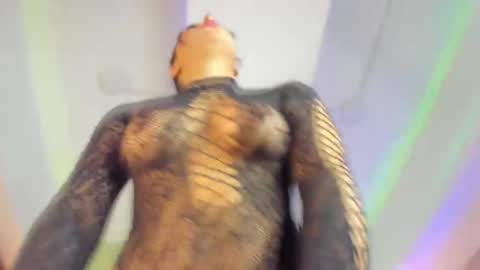 Snapshot of oh_hollyy chatting on 21, 10, 2025 Holly online show from 21, 10, 2025