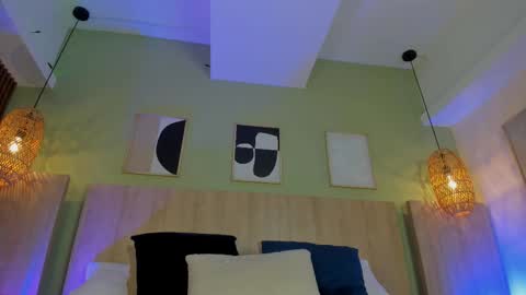 Snapshot of oh_hollyy chatting on 19, 11, 2025 Holly online show from 19, 11, 2025