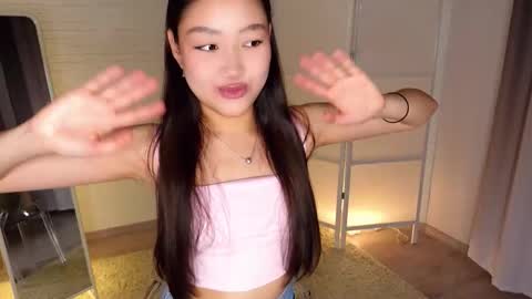 Laura online show from 21, 10, 2025