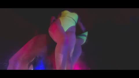 your dear Lilith Chapman online show from 2, 2, 2025