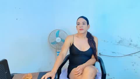 Snapshot of oh_tique chatting on 19, 2, 2026 LU online show from 19, 2, 2026