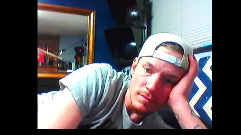 Snapshot of oh_you_know69 chatting on 17, 12, 2024 who dares  toss me some  tips lets have fun online show from 17, 12, 2024