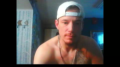 Snapshot of oh_you_know69 chatting on 6, 1, 2025 who dares  toss me some  tips lets have fun online show from 6, 1, 2025