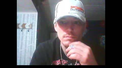 Snapshot of oh_you_know69 chatting on 13, 1, 2025 who dares  toss me some  tips lets have fun online show from 13, 1, 2025