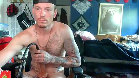 Snapshot of oh_you_know69 chatting on 9, 9, 2025 who dares  toss me some  tips lets have fun online show from 9, 9, 2025